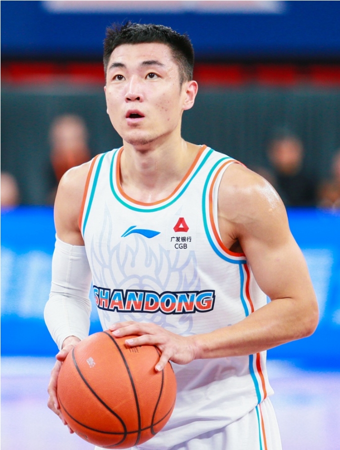 杜塞尔多夫客场绝杀,逆转战绩迎来一场惊心动魄的胜利的简单介绍 杜塞尔多夫客场绝杀,逆转战绩迎来一场惊心动魄的胜利的简单介绍