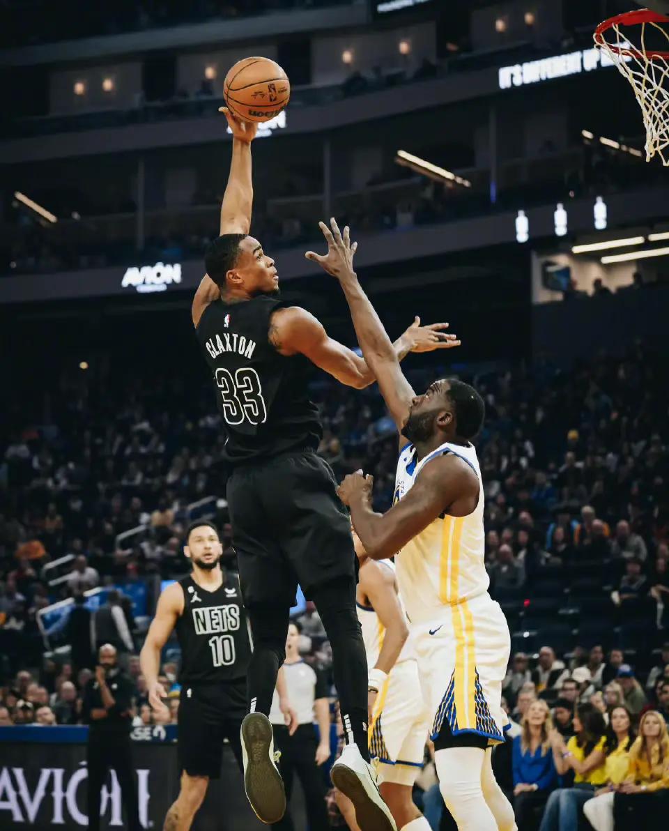 爱游戏在线-篮网再胜奇才，欧文超神发挥引领球队取胜