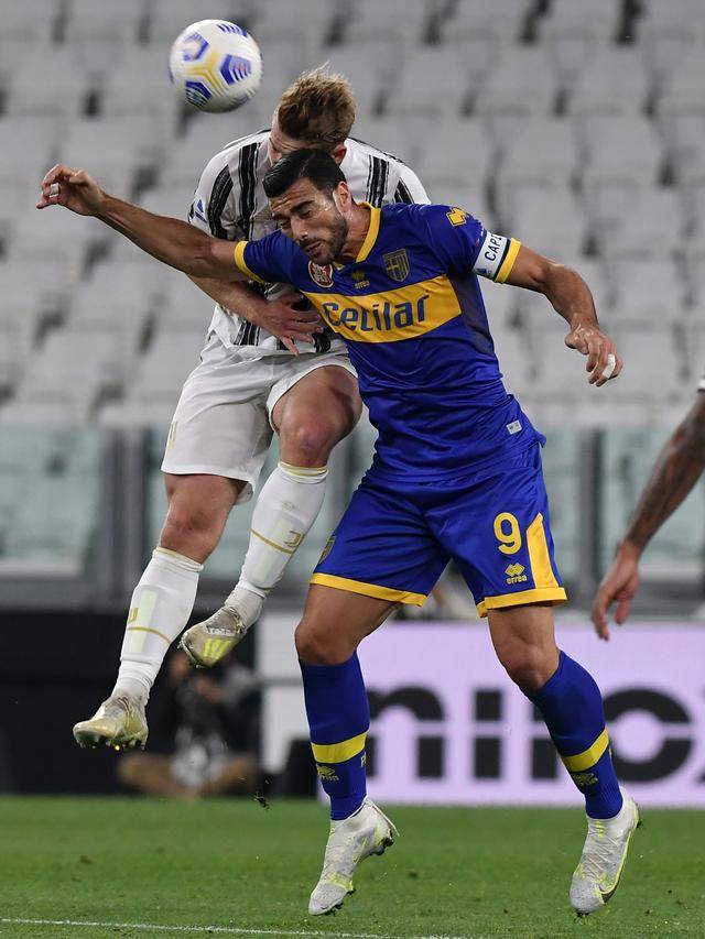 爱游戏官网-尤文图斯不敌波尔图,遭遇欧冠惨淡出局的简单介绍