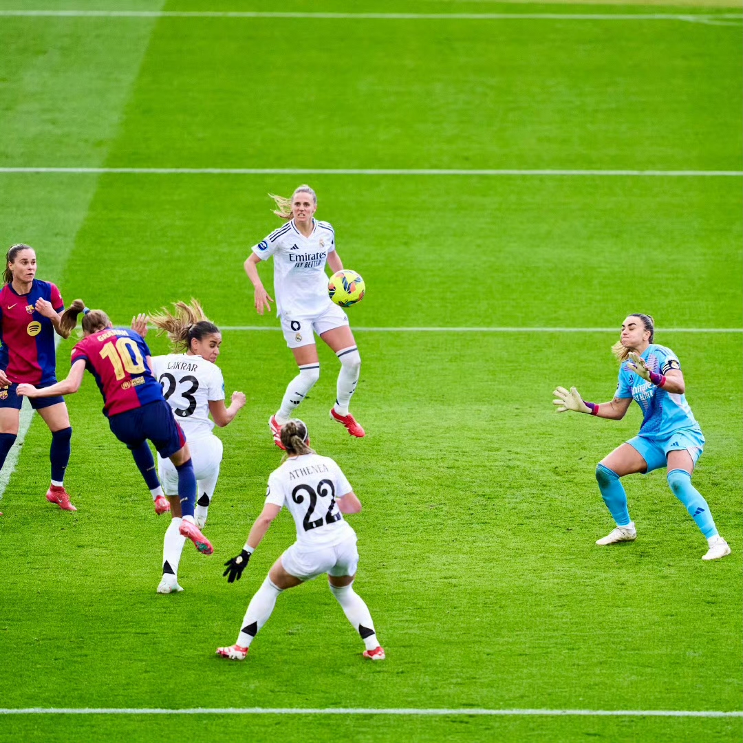 包含马赛完胜西班牙，若日尼奥统治全场的词条