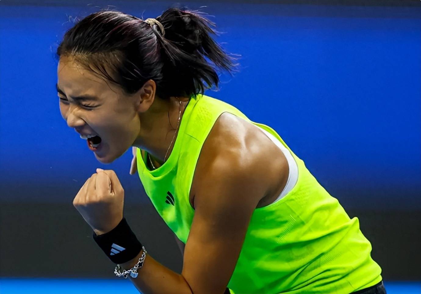 爱游戏在线-天津队横扫太阳，西亚卡姆状态火热的简单介绍