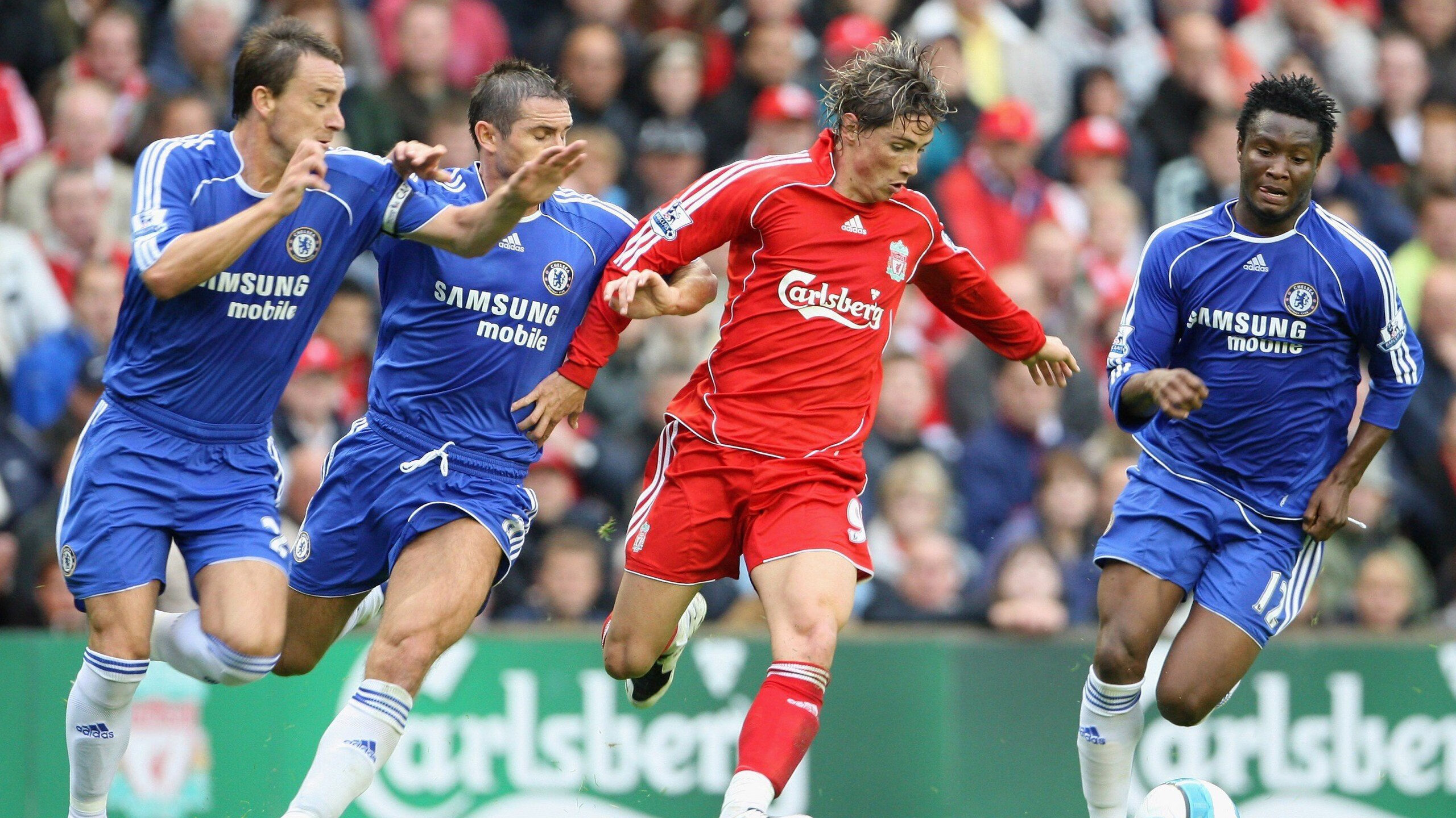 舞台越大越强,卡拉斯科助乌拉圭关键战突围挪威